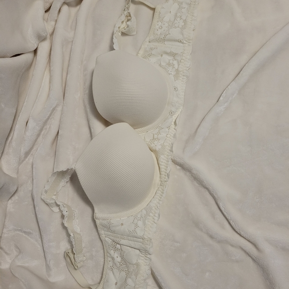Aerie Bra - Picture 2 of 3